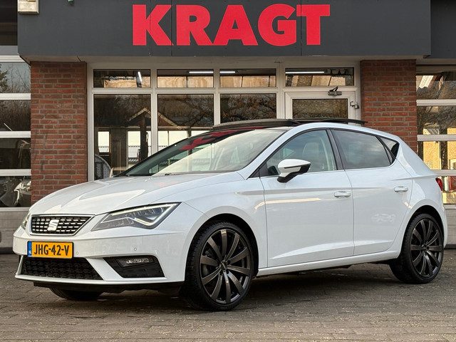 Seat Leon Xcellence 1.5 TSI 150 pk - AUTOMAAT - LED - Schuifkanteldak - Digit. dash