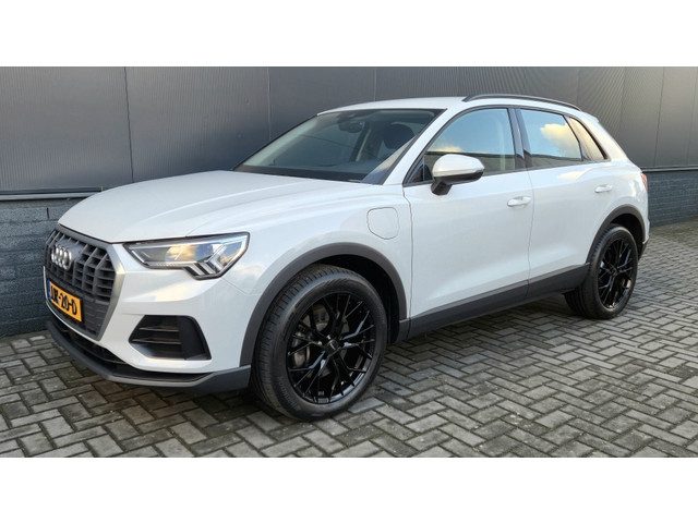 Audi Q3 45 TFSI e edition