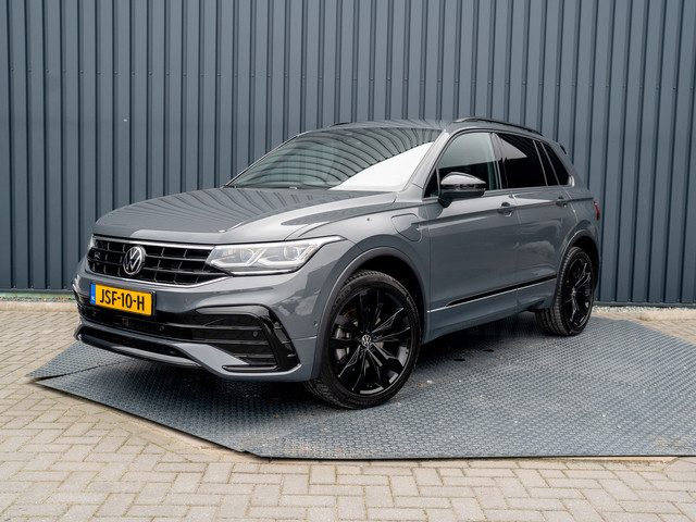 Volkswagen Tiguan 1.4 TSI eHybrid R-Line Business+ | Head Up | Trekhaak wegkl. | 20'' | IQ Light | S