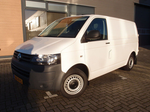 Volkswagen Transporter 2.0 TDI 115pk airco cruise L1H1 BM