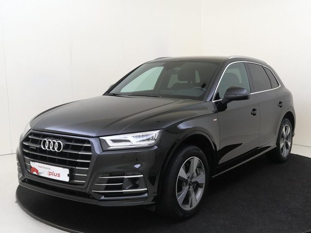 Audi Q5 55 TFSI e S edition