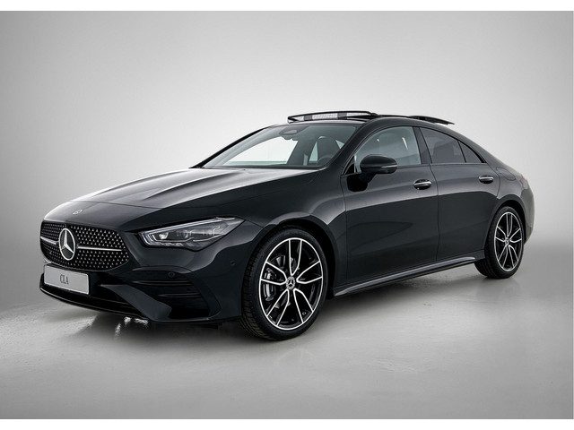 Mercedes-Benz CLA 180 Business Solution AMG