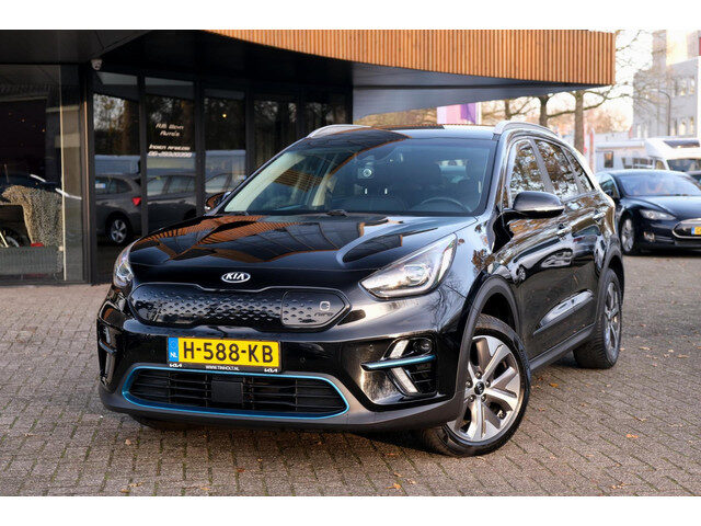 Kia e-Niro ExecutiveLine 64 kWh ACC JBL SoH 100% Warmtepomp Stoelventilatie Stuurwielverwarming Came