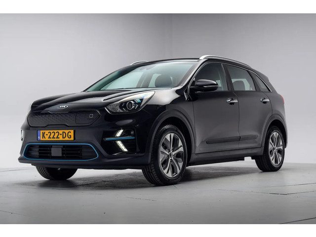 Kia e-Niro 64 kWh DynamicLine 3-Fase [ Navi Half-leder Stoelverwarming Apple/Android ]
