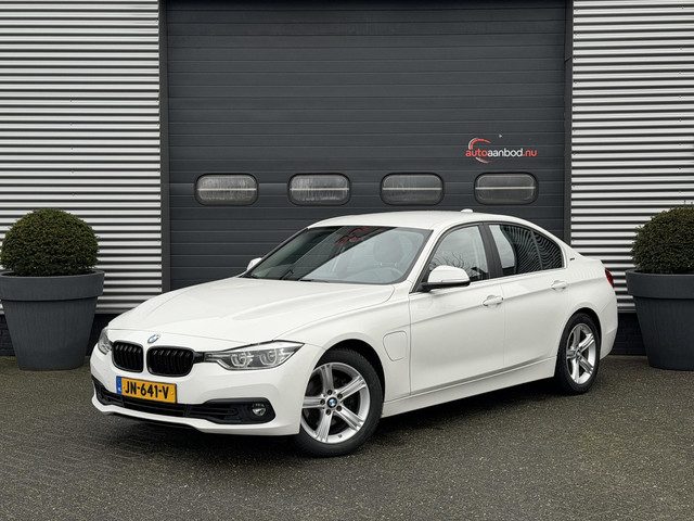 BMW 3 Serie 330e Centennial Executive