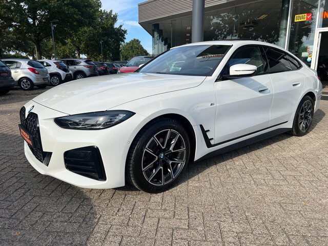 BMW 4 Serie Gran Coupé 420i High Executive, Automaat, Navi, trekhaak, stuur verwarming, leer, LED, e