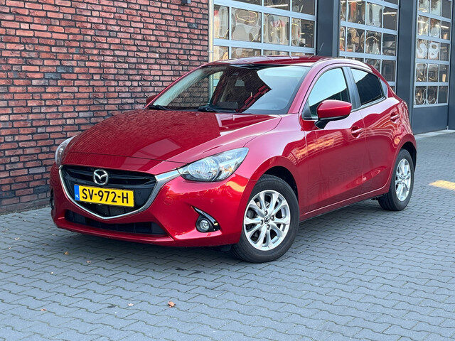 Mazda 2 1.5 Skyactiv-G TS+ ParkeerSensoren/Navigatie/Airco/Cruise/Bluetooth