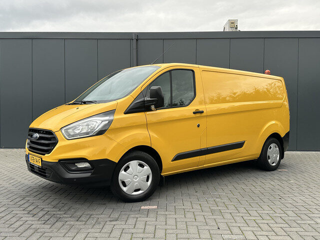 Ford Transit Custom 2.0 TDCI / L2H1 / 1e EIG. / ZEER NETJES / 2.800 KG TREKKEN / CRUISE / TREKHAAK /