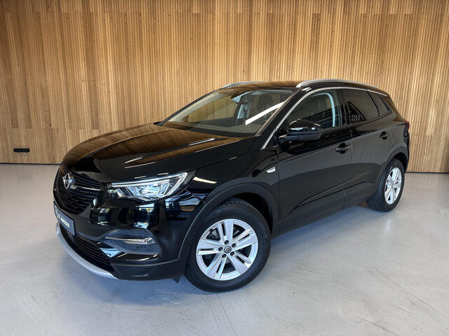 Opel Grandland X 1.2 Turbo Business Executive