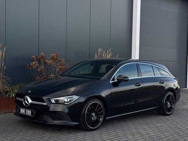 Mercedes-Benz CLA Shooting Brake 180 d Bns Sol. Lux. Aut WIDESCREEN CAMERA PDC SPORTVELGEN