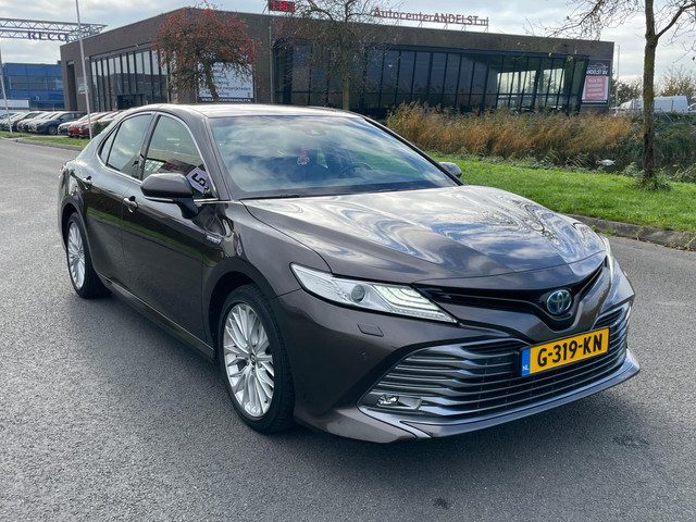 Toyota Camry 2.5 Hybrid Business Intro, Aut, Acc, Stoelverw, Cam, LED, Leder, Pdc, Navi, Lmv, Geen i
