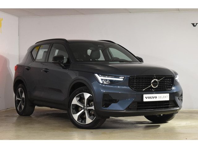 Volvo XC40 B4 211PK Automaat Plus Dark