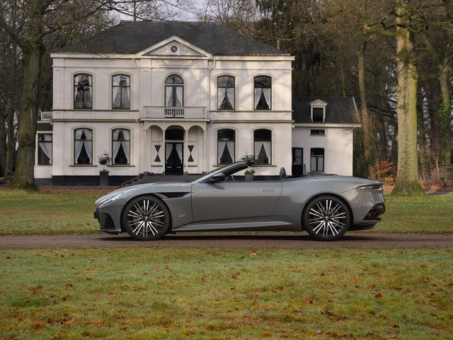 Aston Martin DBS Volante 5.2 V12 Superleggera