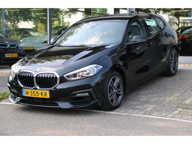BMW 1 Serie 118i Executive Edition AUTOMAAT NL-AUTO NAP!
