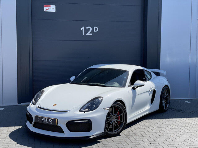 Porsche Cayman GT4 3.8