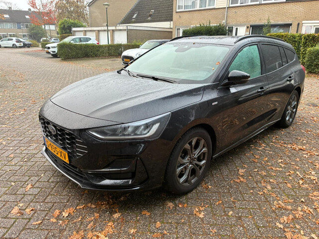 Ford Focus Wagon 1.0 EcoBoost Hybrid ST Line