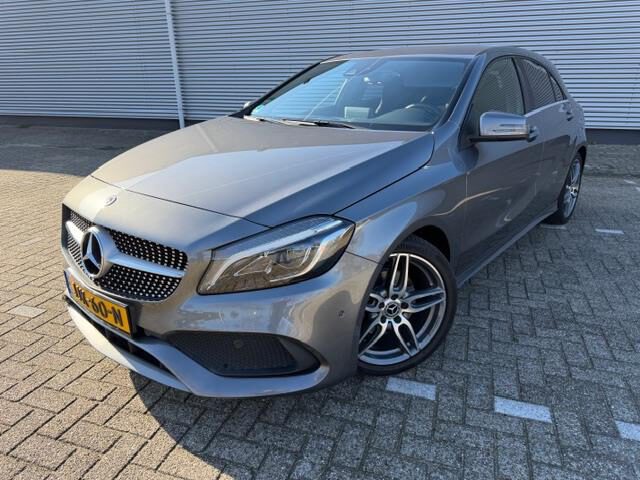 Mercedes-Benz A-Klasse 180 Ambition AMG-Line ,Navigatie,Carplay/Andriod, Xenon/Led, Lm velgen, afn.T