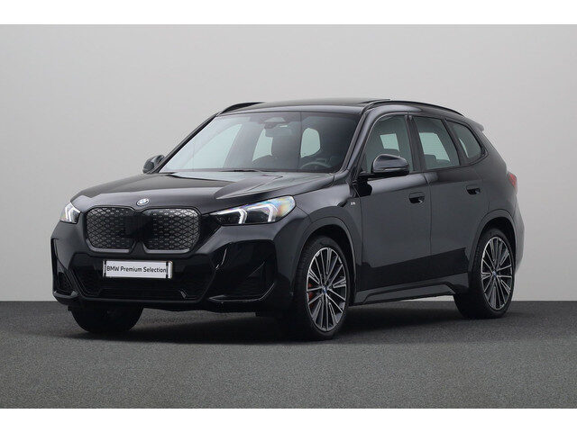 BMW iX1 xDrive30 67 kWh M Sport Edition