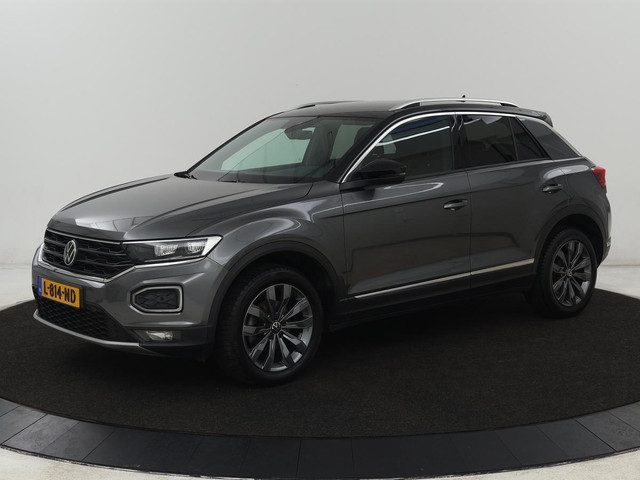 Volkswagen T-Roc 1.5 TSI Sport | Trekhaak | Camera | Carplay |