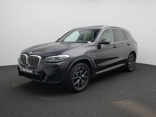 BMW X3 xDrive30e