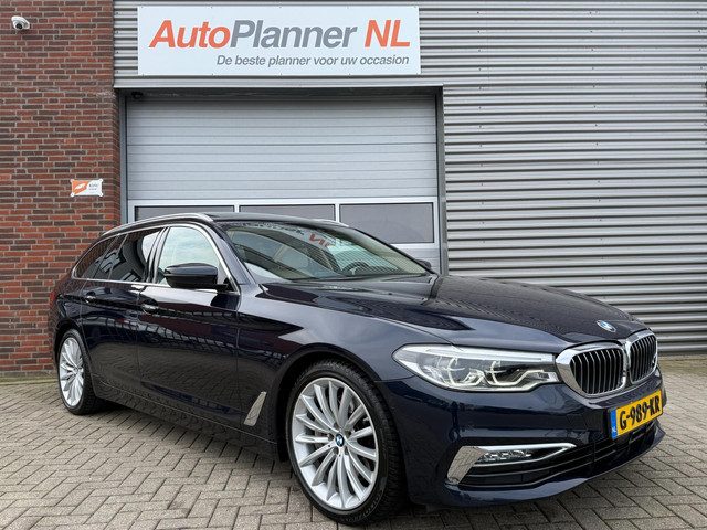 BMW 5 Serie touring 540i xDrive High Executive! Camera! Pano!