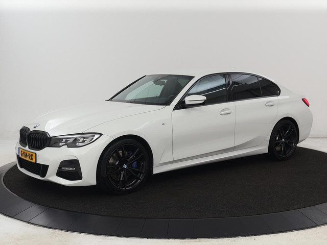 BMW 3 Serie 320i M Sport | Head-Up | Stoelverwarming |