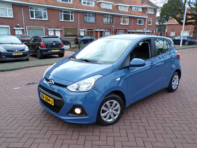 Hyundai i10 1.0i i-Motion Comfort