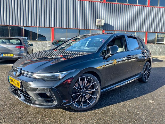 Volkswagen Golf - 8.5 / 2.0 TSI R 4Motion / R Performance / Akra / 360 camera / leer / DCC