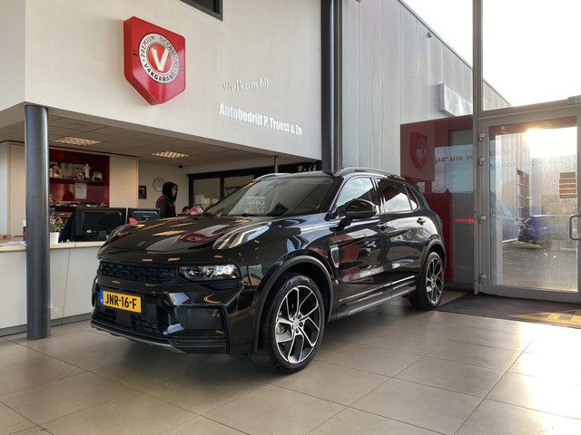Lynk&Co 01 1.5/BLACK PACK/Panoramadak/360° Camera/Keyless/Lane assist/Adaptive cruise control/Naviga