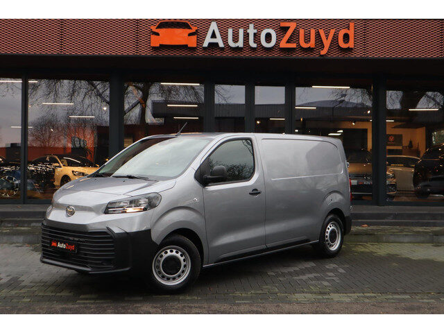 Toyota ProAce Worker 1.5 D-4D Challenger Nieuwe met 10j garantie 120pk / CarPlay / Airco PRIJS ex. B