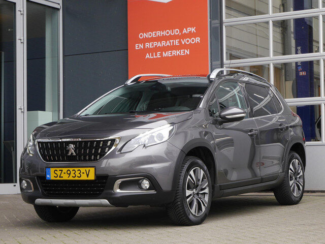 Peugeot 2008 1.2 PureTech Blue Lease Executive