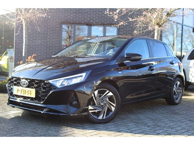 Hyundai i20 1.0 T-GDI Premium Cam/Clima/Carplay/Navi/Led/Winter. "RIJKLAARPR