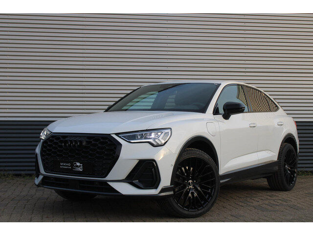 Audi Q3 Sportback 45 TFSI e S-Line | Sfeerverlichting | Black optik | Elektrische kofferbak | Camera