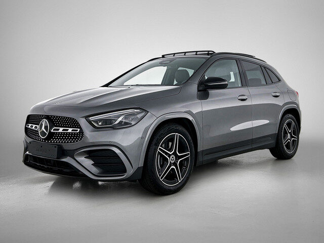 Mercedes-Benz GLA 180 Business Solution AMG