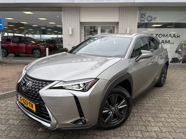Lexus UX 250h Luxury Line | Leder | Sensoren v/a | 17'' LM Velgen | Andro