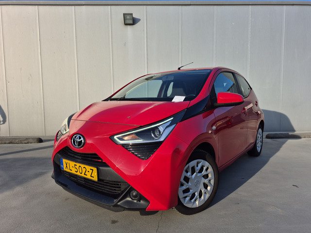 Toyota Aygo 1.0 VVT-i x-play
