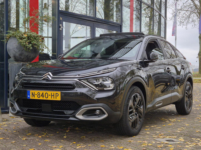 Citroën C4 1.2 Puretech 130PK Shine AUTOMAAT | Navigatie | Schuif / kanteldak | Panoramdak | Parkeer