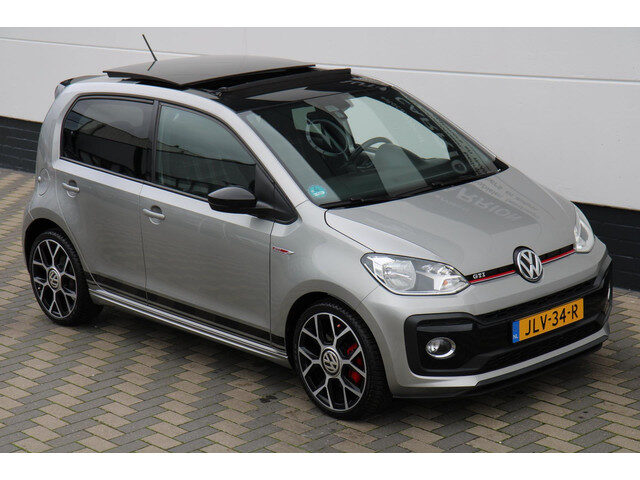 Volkswagen up! 1.0 TSI GTI Panodak Camera Cruise Climate !!