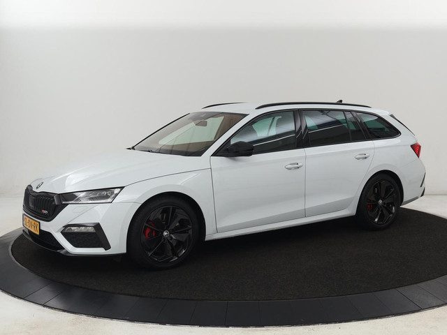 Škoda Octavia 2.0 TSI RS | 245pk | Trekhaak | Stoelverwarming |