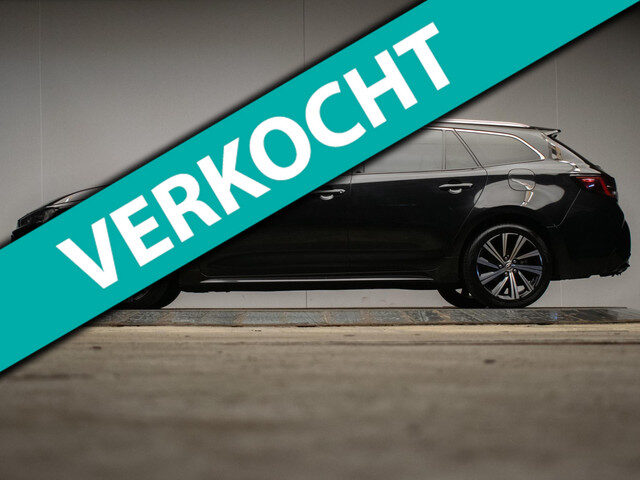 Toyota Corolla Touring Sports 1.8 Hybrid Business Plus Sport (APPLE CARPLAY,NAVI,CAMERA,CRUISE,CLIMA