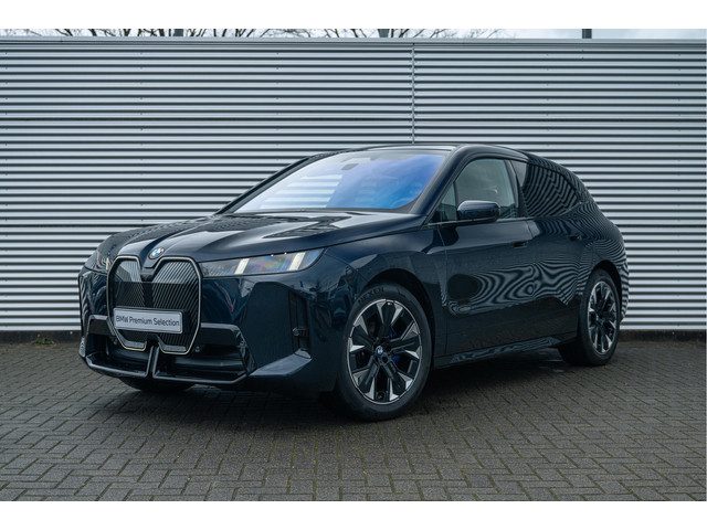 BMW iX xDrive45 M Sport
