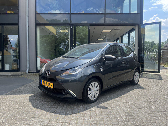 Toyota Aygo 1.0 VVT-i x-fun