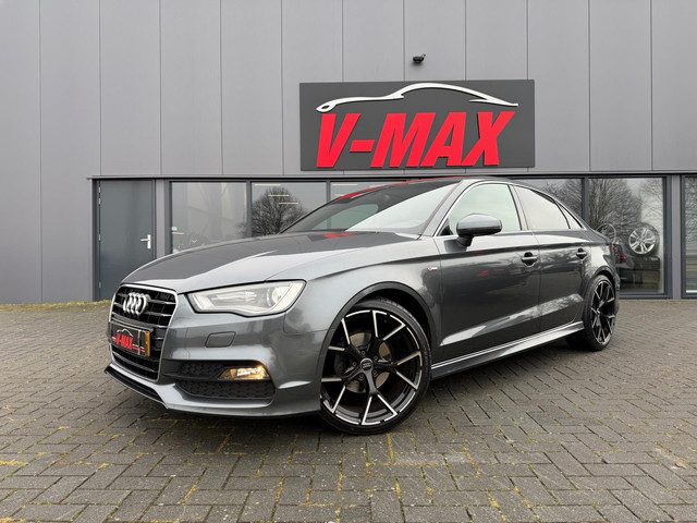 Audi A3 LIMOUSINE 1.4 TFSI 3X S-Line Carplay LED Stoelverw.