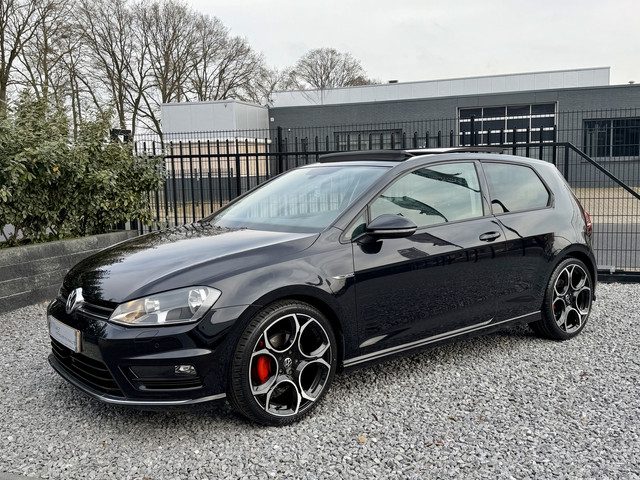 Volkswagen Golf 1.4 TSI R-Line Panodak|Navi|Carplay|Cruis|LED Zwart