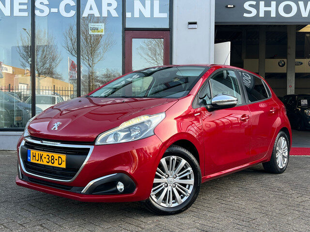 Peugeot 208 1.2 16V 5-Drs, Navigatie, PDC, Dealer Onderhouden! Nieuwstaat!!