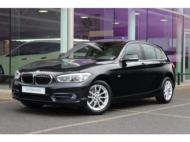 BMW 1 Serie 118i Executive Sport Line Automaat