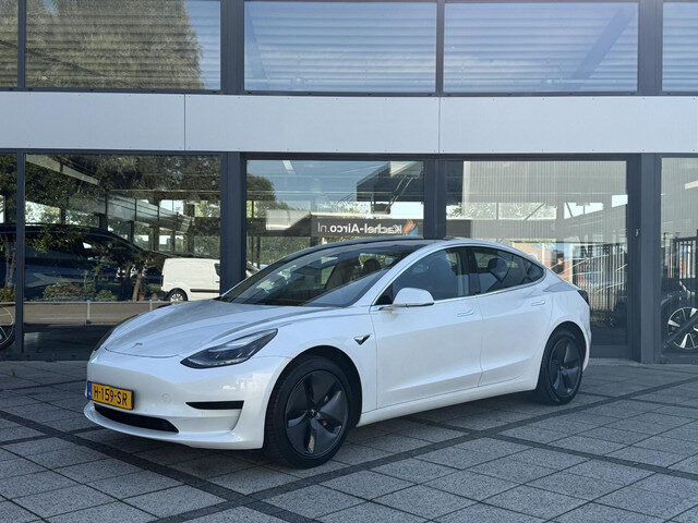 Tesla Model 3 Range Plus