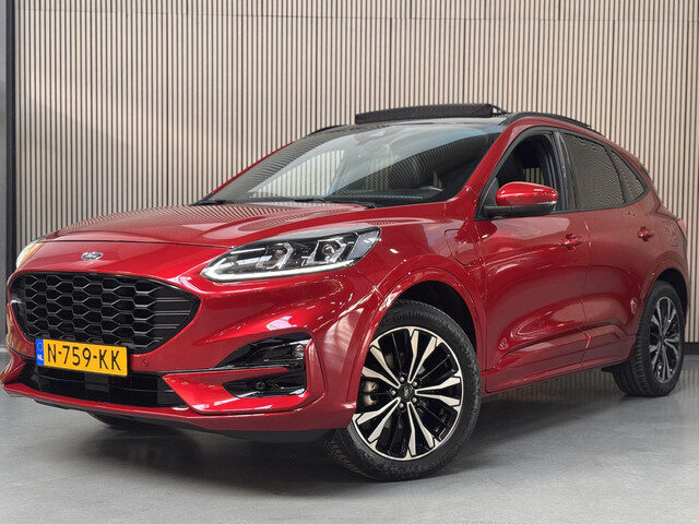 Ford Kuga 2.5 PHEV 225pk ST-Line X Panoramadak Winter pack