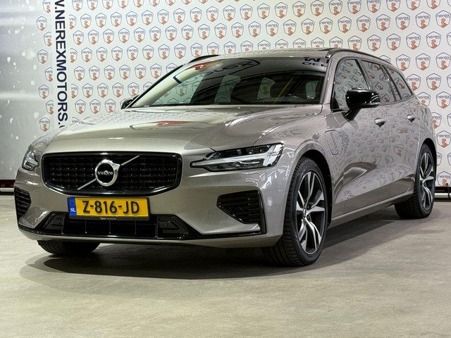 Volvo V60 2.0 T8 Twin Engine AWD R-Design/Pano/Memory/Camera/Carplay