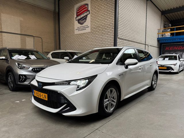 Toyota Corolla Touring Sports 1.8 Hybrid ACTIVE NL AUTO NAP TREKHAAK NAVIGATIE/CAMERA CRUISE ECC LMV